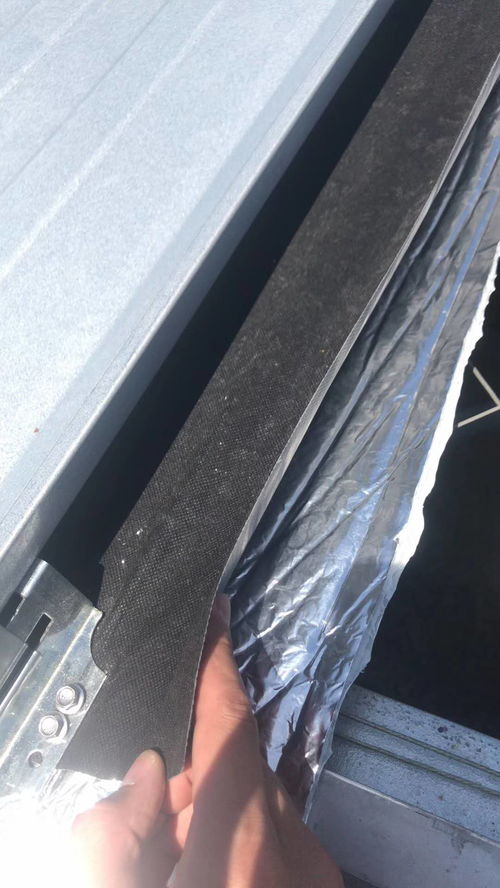納米反射層 管道房頂墻面隔熱材料的創(chuàng)新先鋒